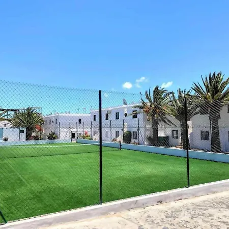El Encanto Con Vista A La Piscina (adults Only) Apartment