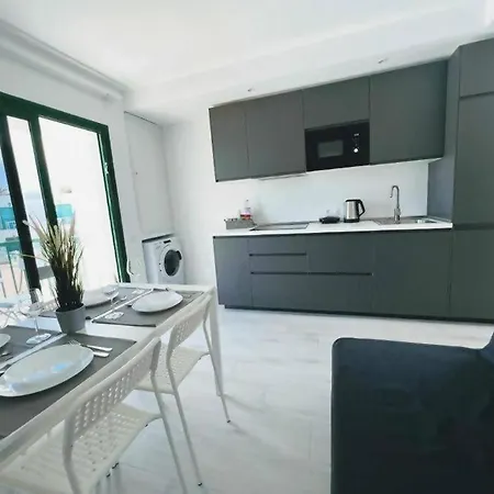 Apartment El Encanto Con Vista A La Piscina (adults Only)