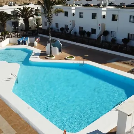 Apartment El Encanto Con Vista A La Piscina (adults Only) Corralejo